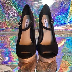 Steve Madden black -glitter wedges